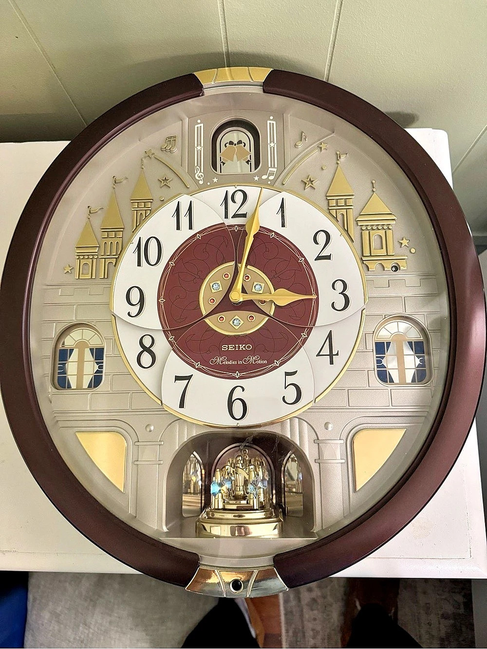 Seiko Castle Night Melodies in Motion Wall Clock Brown & Gold LIKE NEW - WORKS